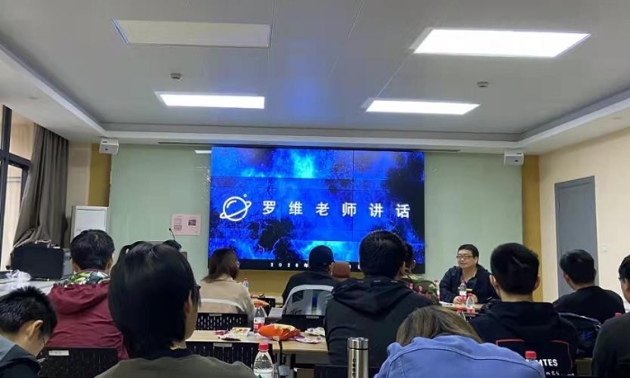传承师道·立德树人——记东华大学材料科学与工程学院研究员罗维 传承师道·立德树人——记东华大学材料科学与工程学院研究员罗维